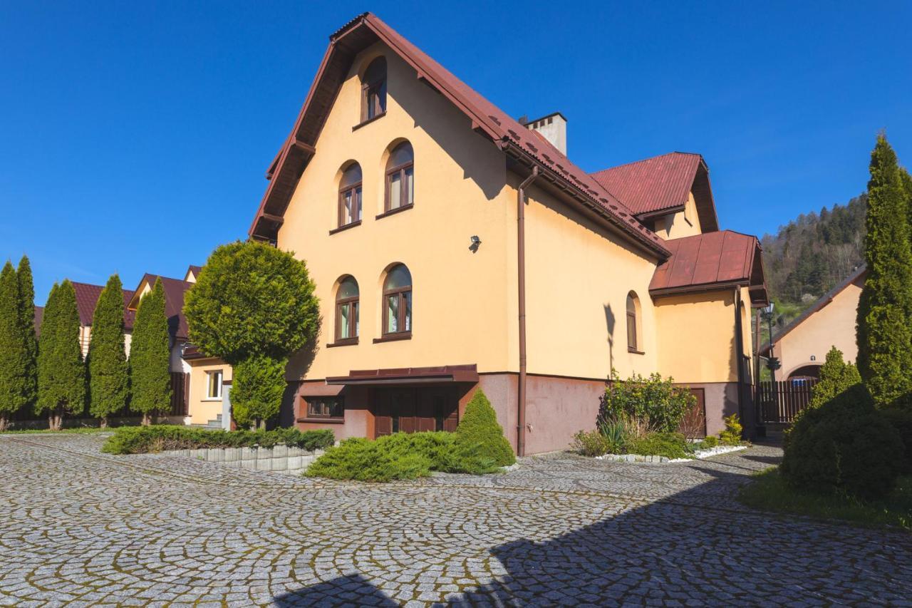 Willa Maria Muszyna Buitenkant foto